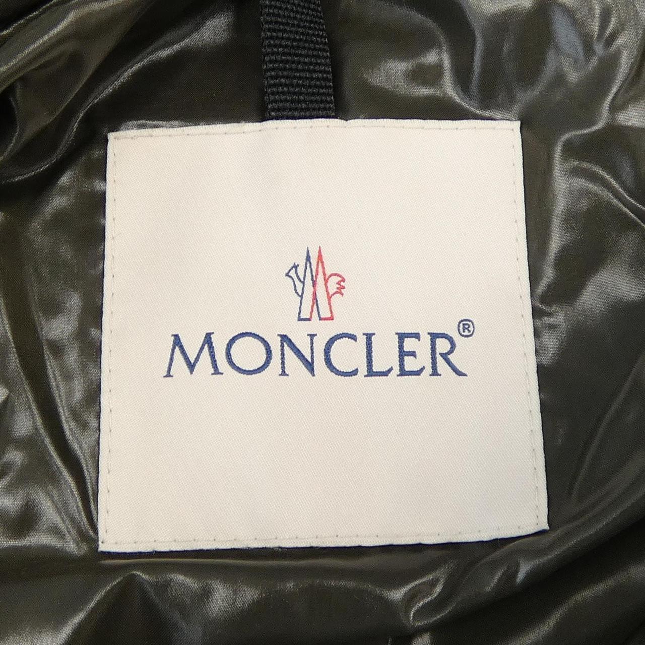 モンクレール MONTCLA ダウンジャケット