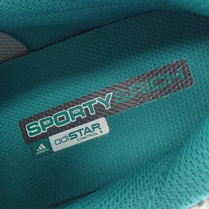 アディダス スニーカー