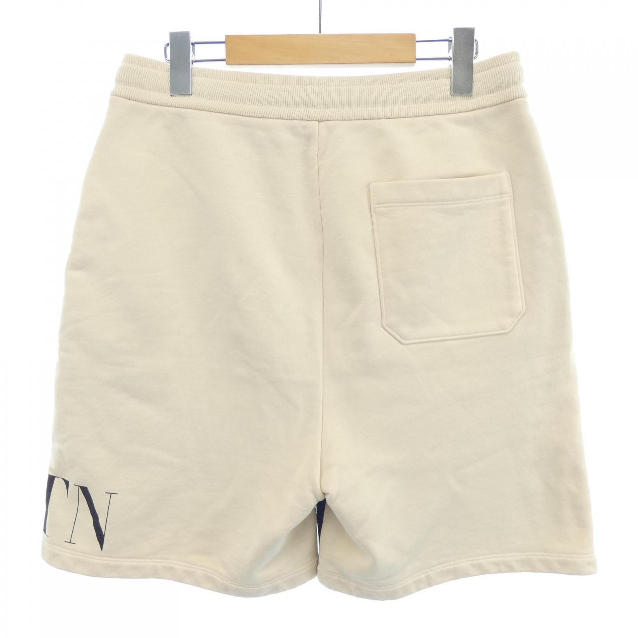 ヴァレンティノ ショートパンツ