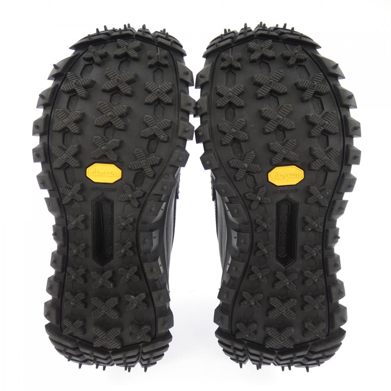 モンクレール Trailgrip シューズ