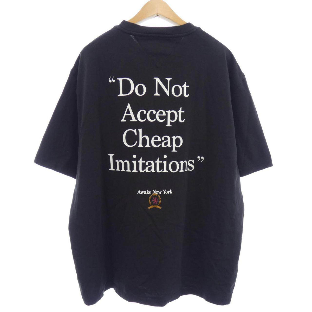 アウェイクトミージーンズTシャツ