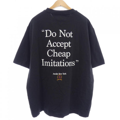 アウェイクトミージーンズTシャツ