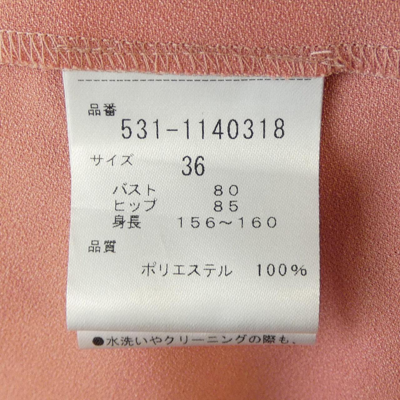 アドーア ワンピース