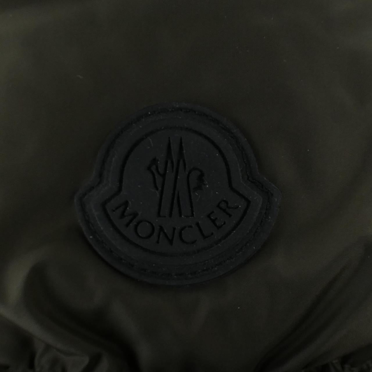 モンクレール MONTCLA ダウンジャケット