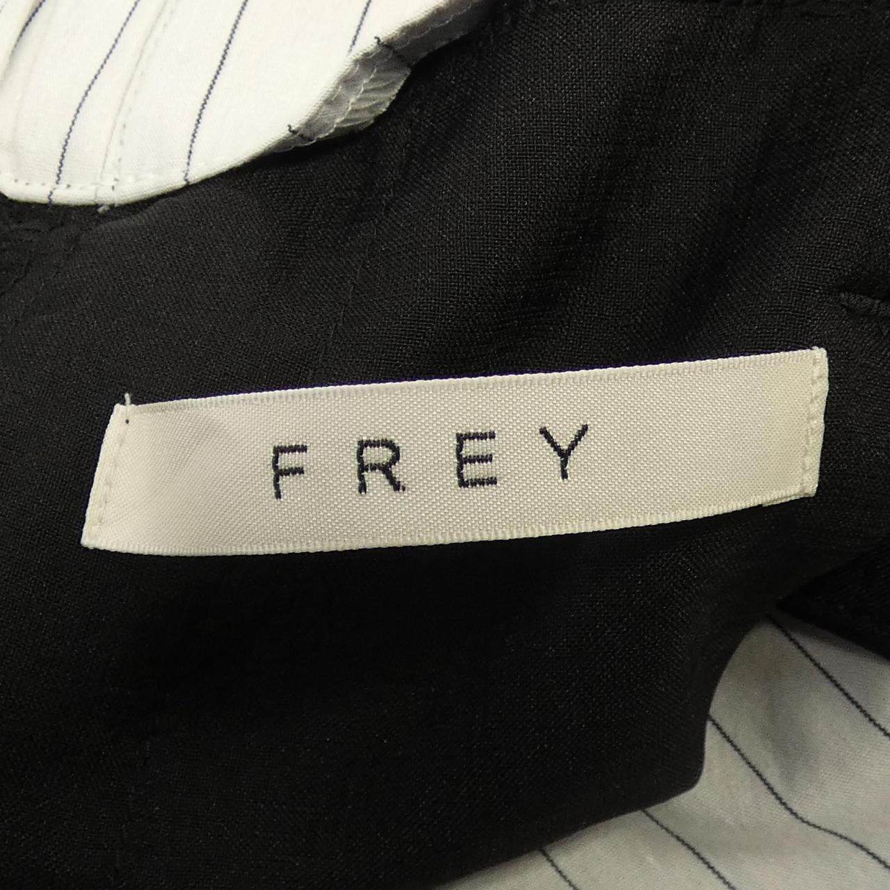 FREY パンツ