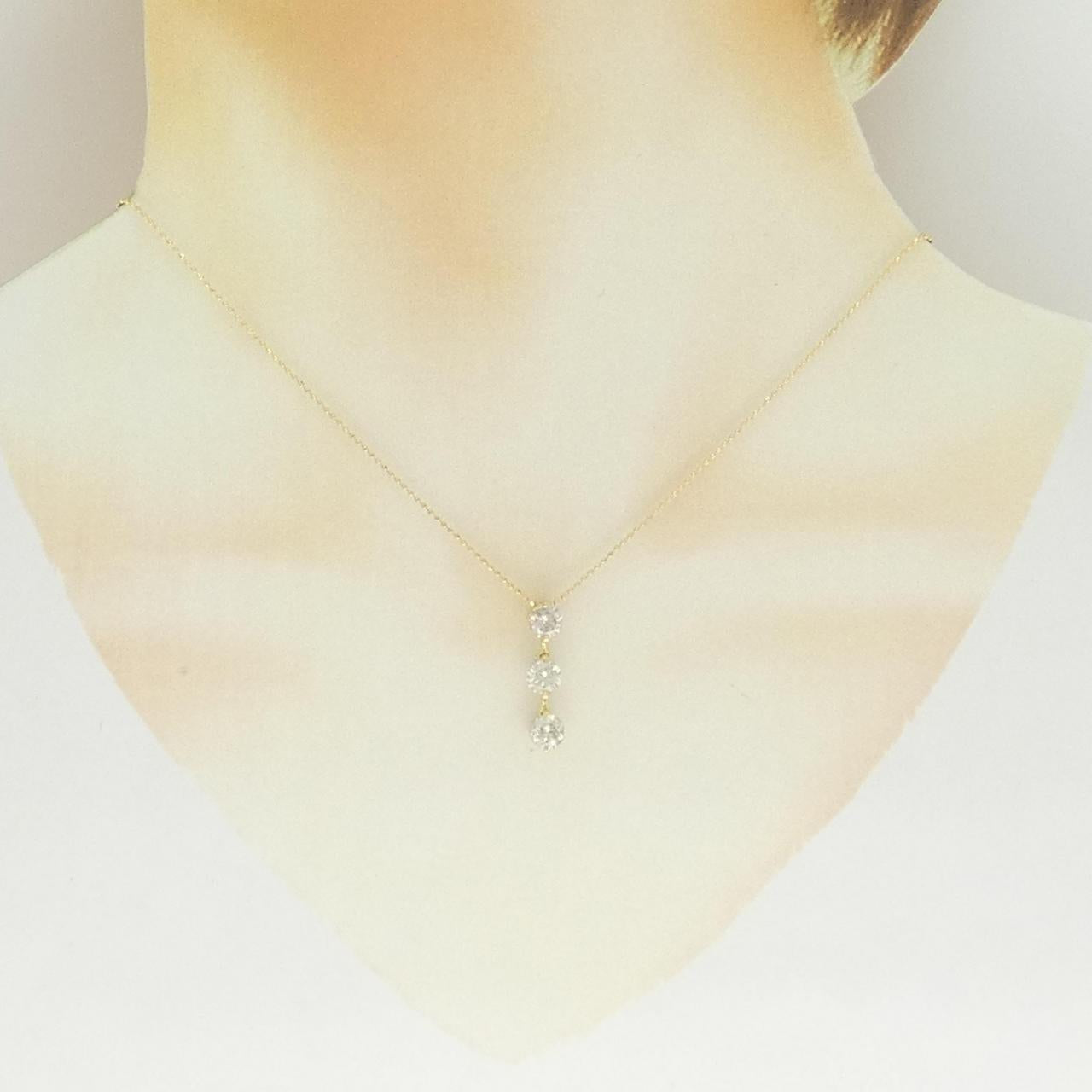 Au750 トリーストーン ダイヤモンドネックレス 1.50CT