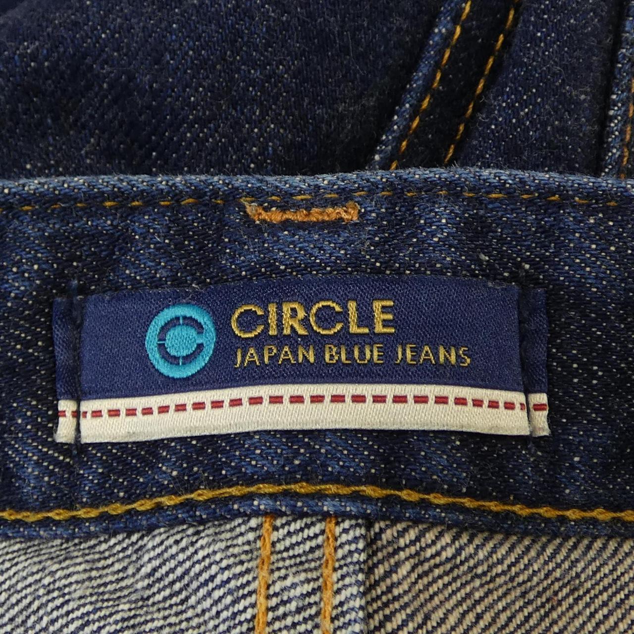 CIRCLEジーンズ