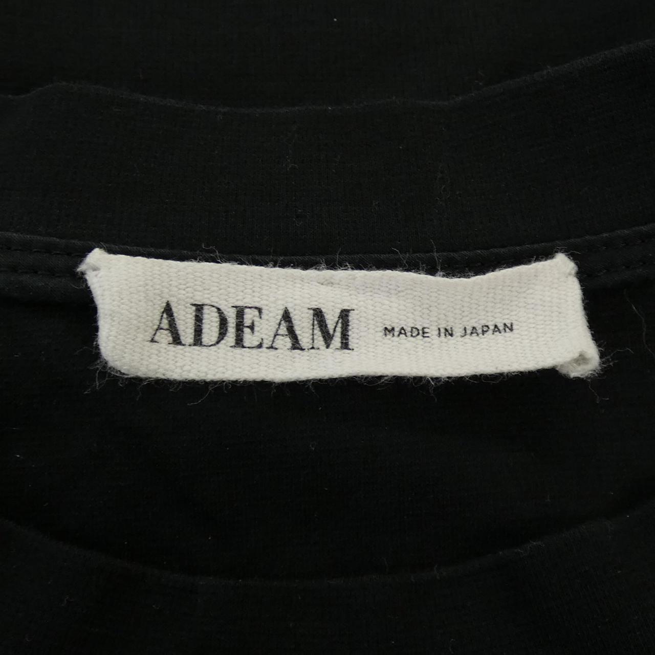 アディアム Tシャツ