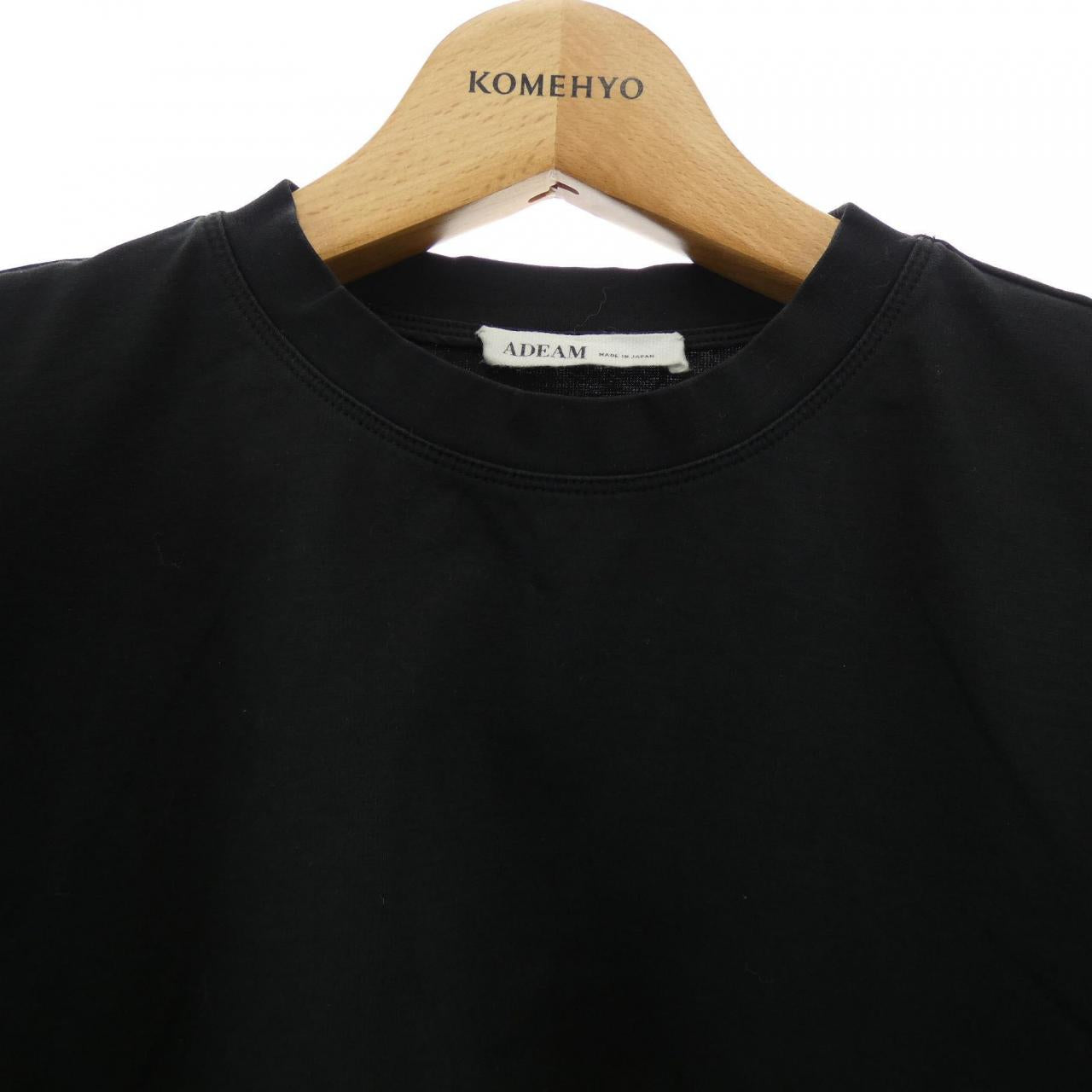 アディアム Tシャツ