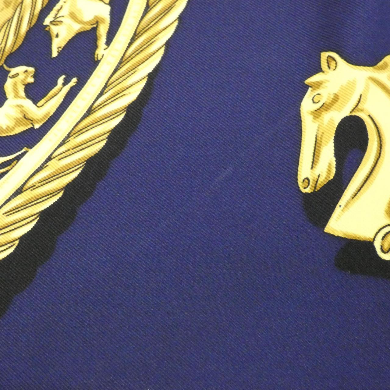 エルメス LES CAVALIERS D'OR シルクスカーフ