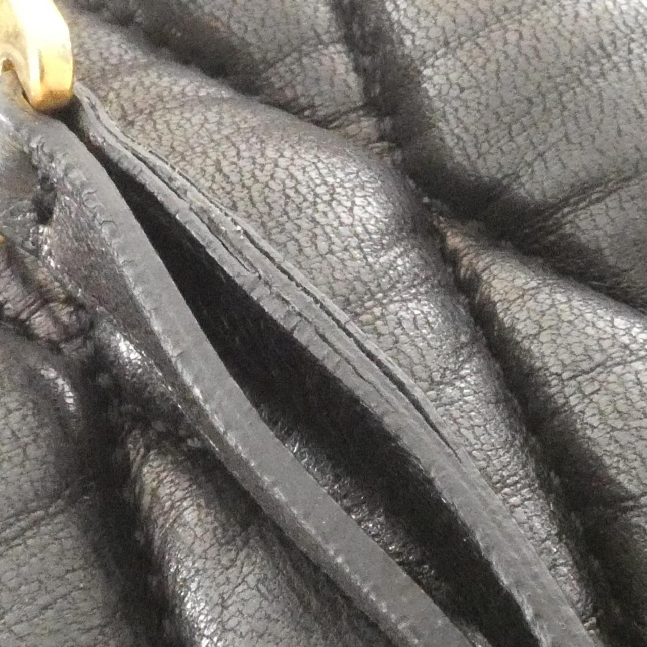 ミュウミュウ レザーショルダーバッグ