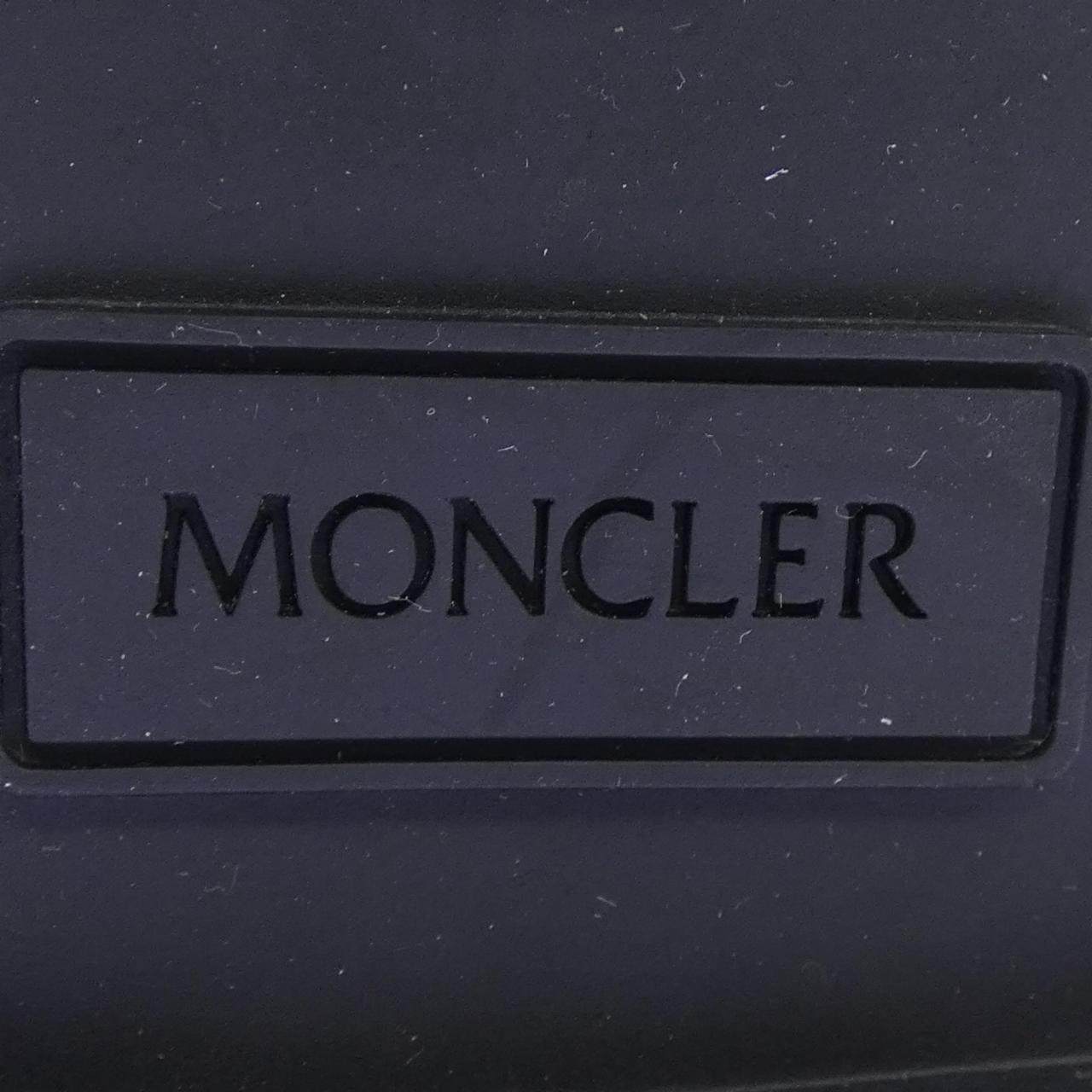 モンクレール レザーブーツ