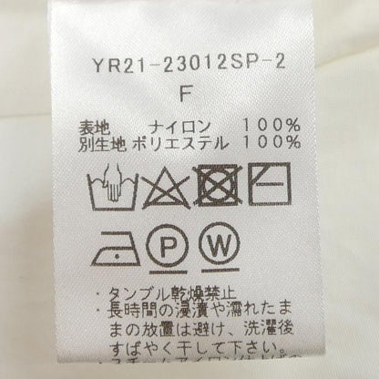 ヨリ トップス