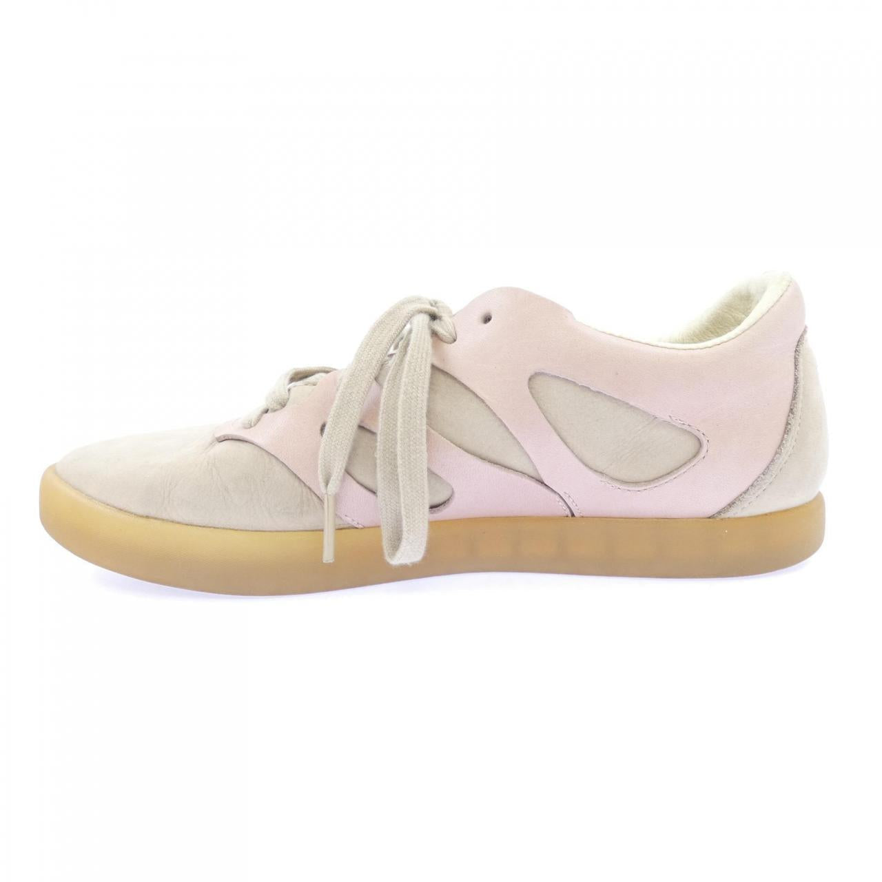 プーマ ALEXANDER McQUEEN スニーカー