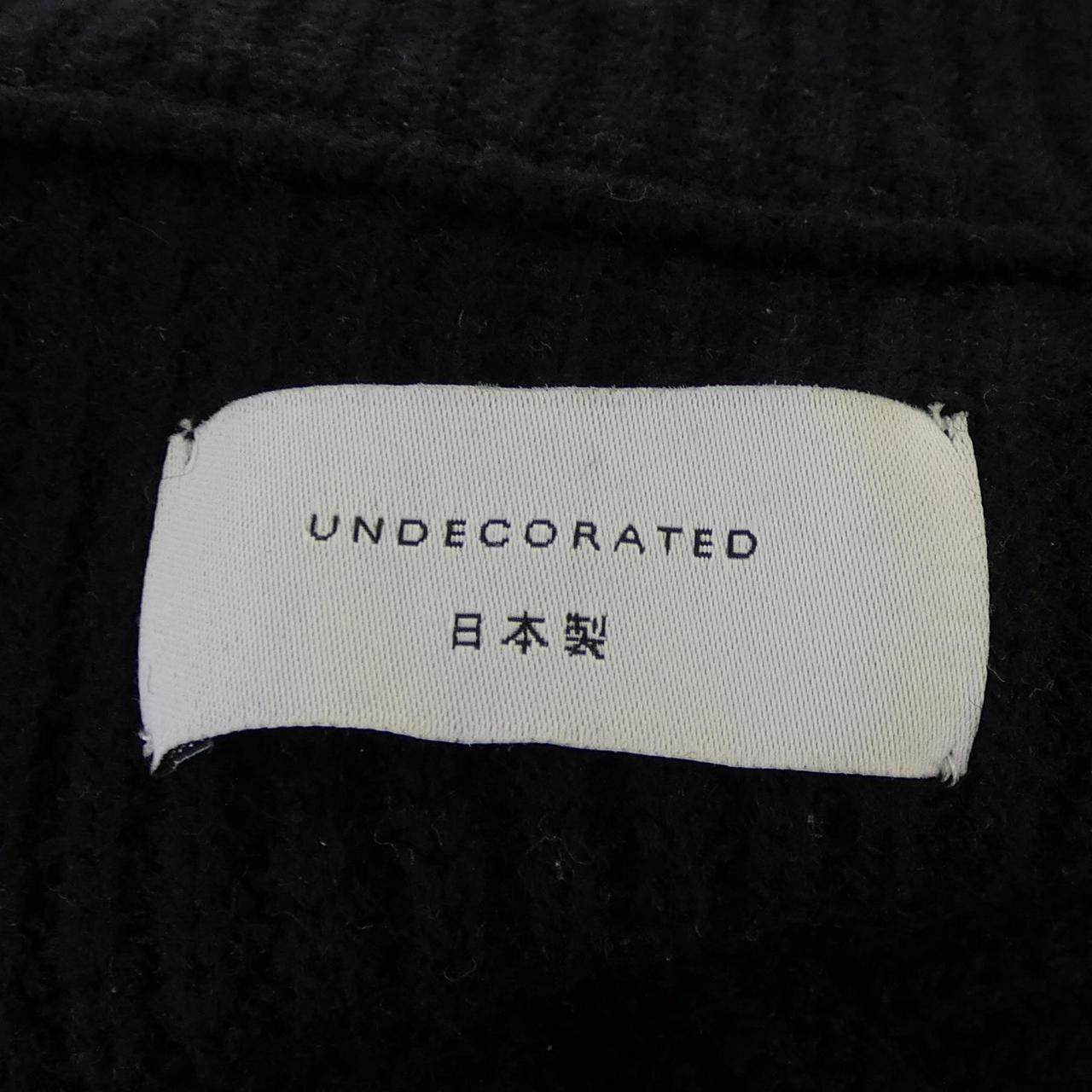 UNDECORATED ベスト
