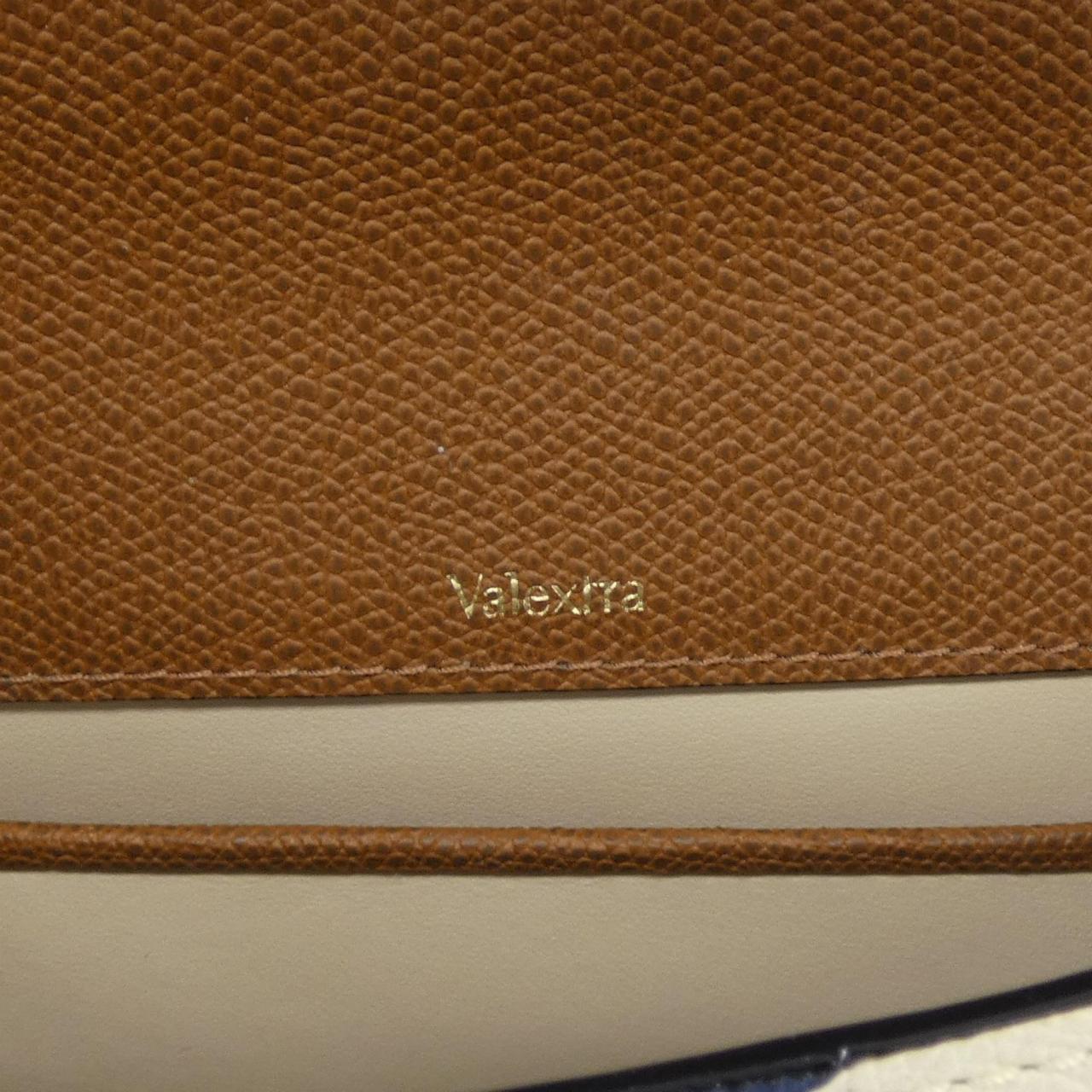 ヴァレクストラ イジィデ INTARSIA V STRIPES カーフ バッグ