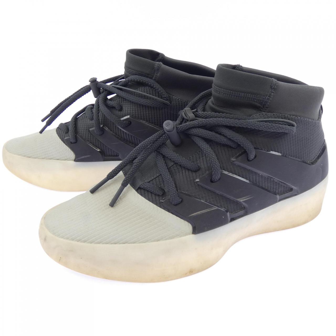 アディダス Fear of God スニーカー