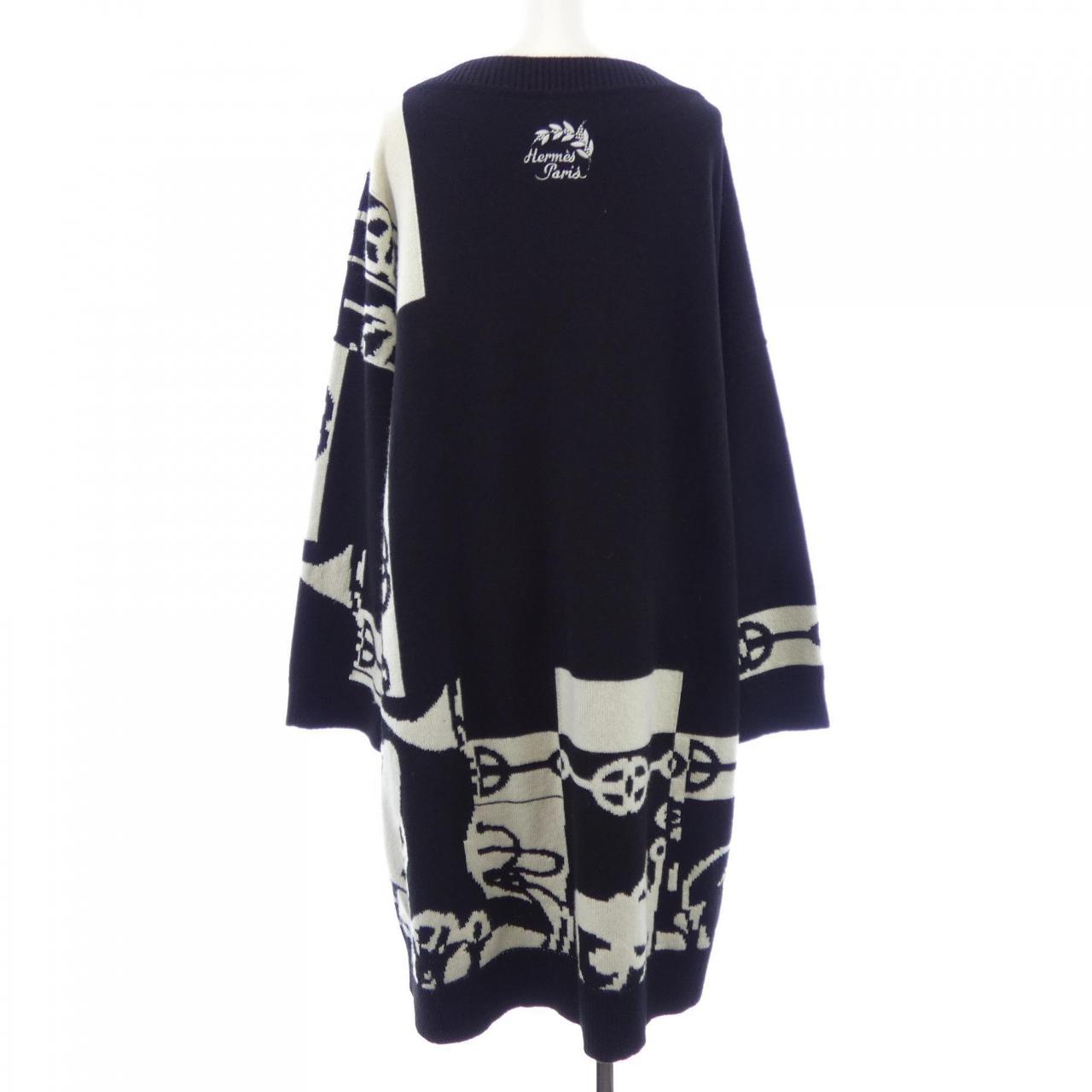 エルメス CLIQUETIS カシミアワンピース
