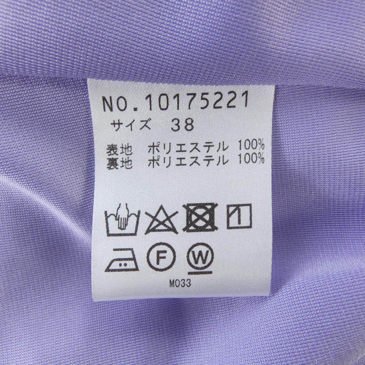ヴィヴィアンタム スカート