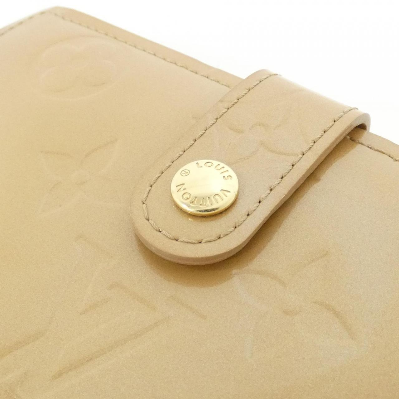 ルイヴィトン ヴェルニ ポルトフォイユヴィエノワ 財布