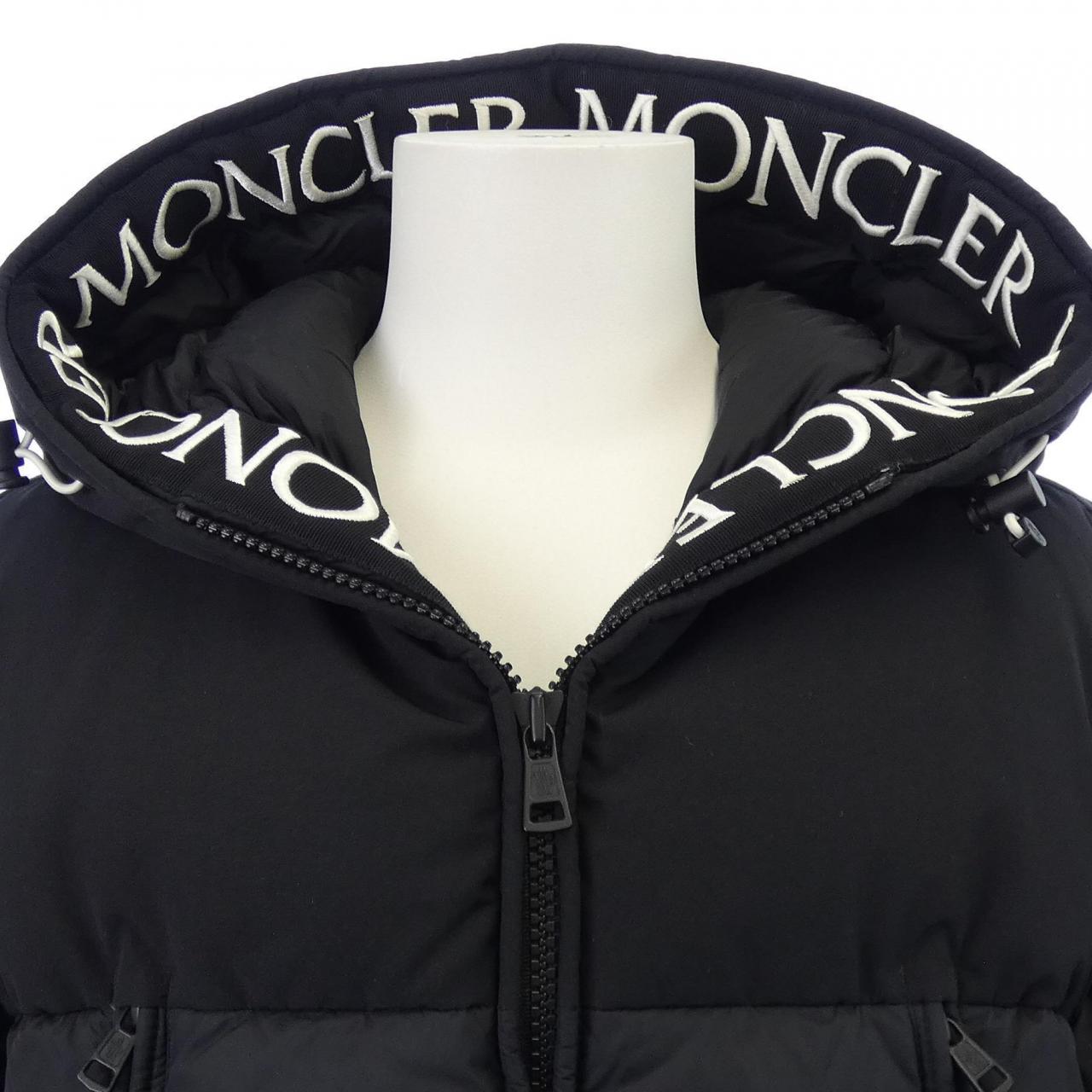 モンクレール MONTCLAR ダウンジャケット