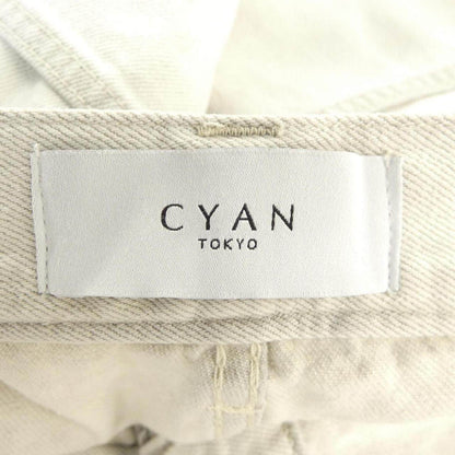 CAYANジーンズ
