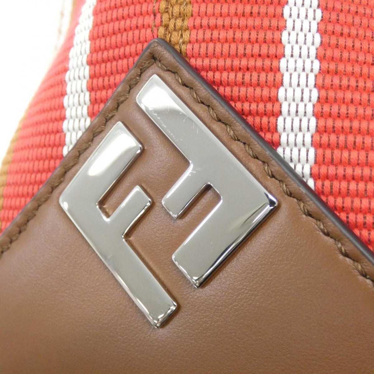 フェンディ キャンバス カーフ バッグ