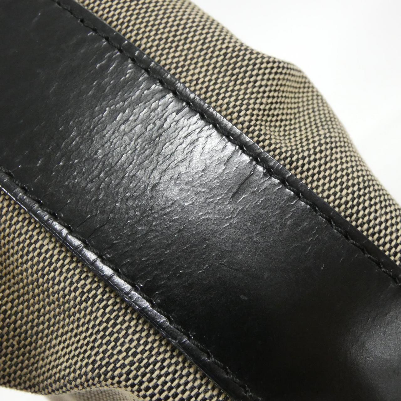 グッチ キャンバス ショルダーバッグ