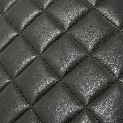 シャネル ラム ショルダーバッグ