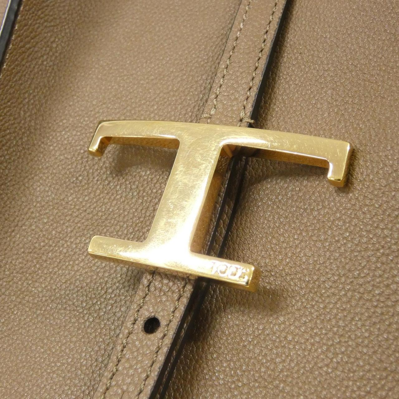 トッズ T タイムレス カーフトートバッグ