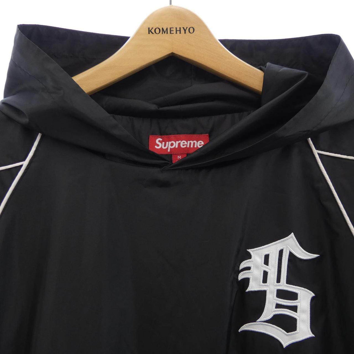 シュプリーム Hooded Warm Up Pullover パーカー
