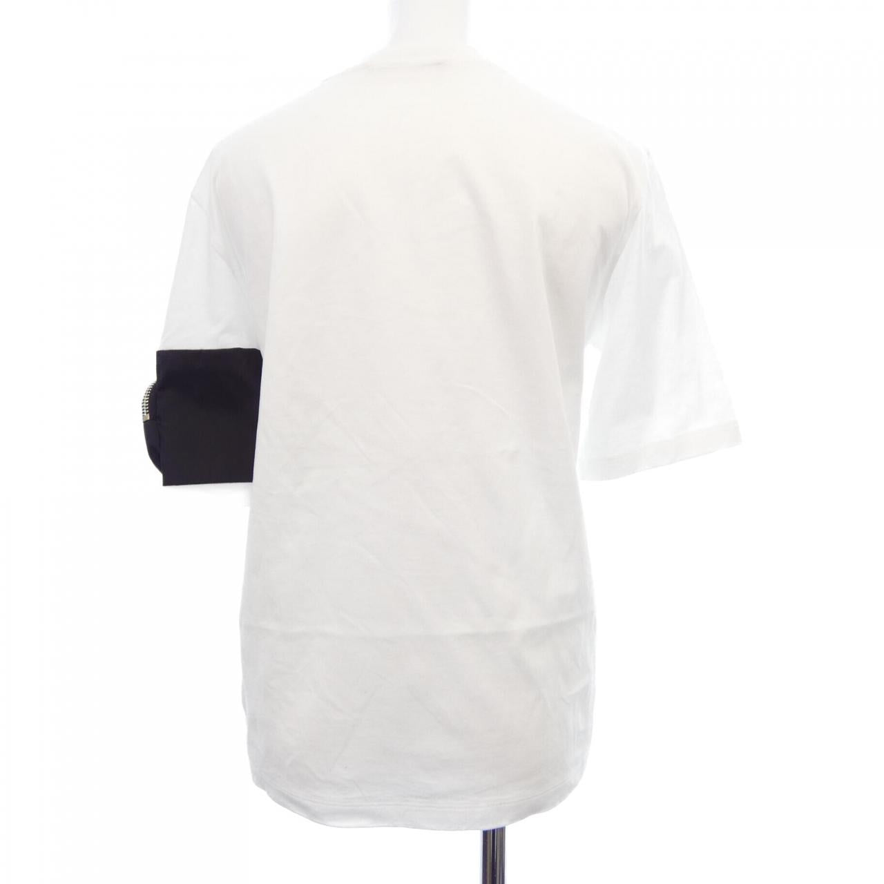 プラダ トライアングルロゴ コットンTシャツ