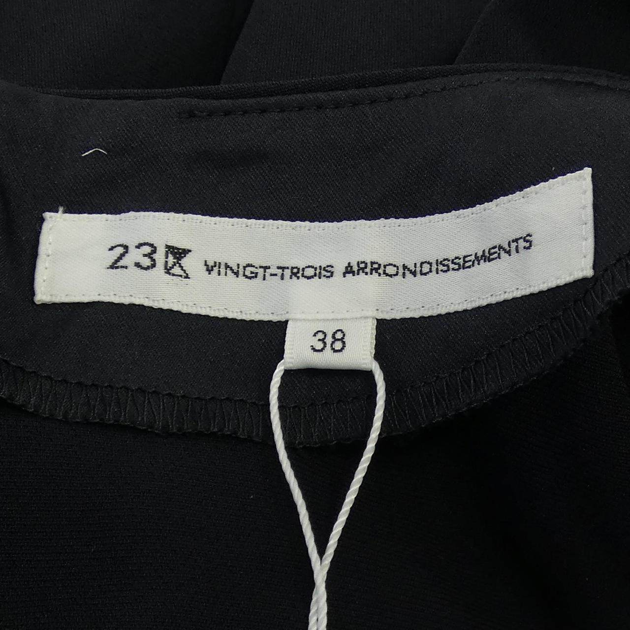 23区 トップス
