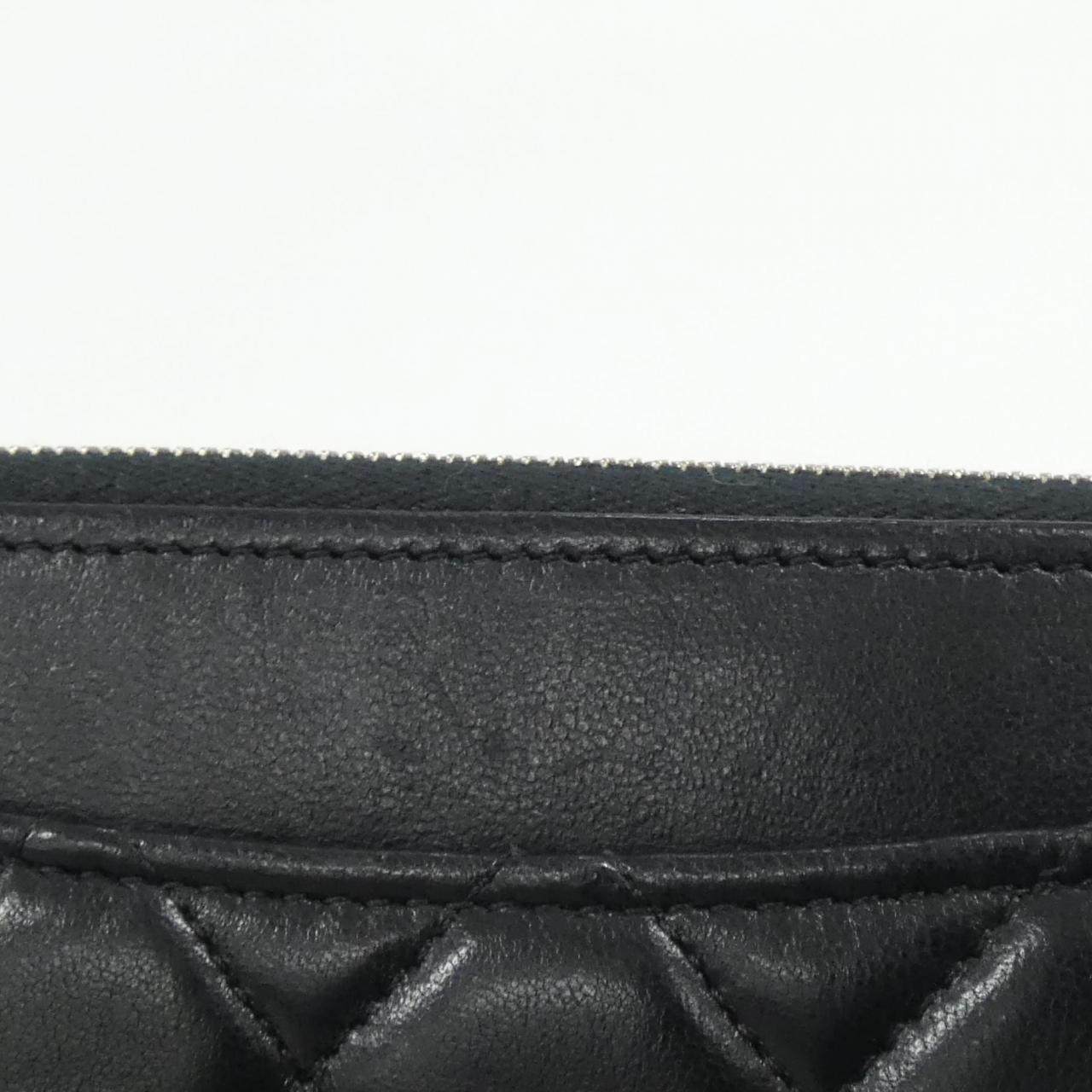 シャネル タイムレスクラシック ラムレザー長財布