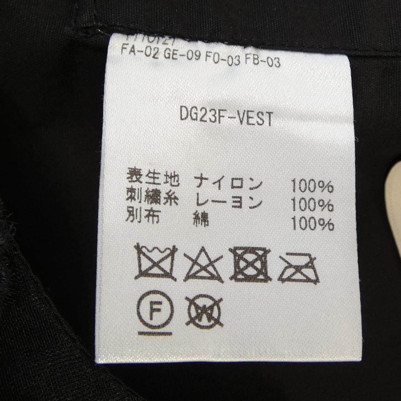 DAGGETT トップス