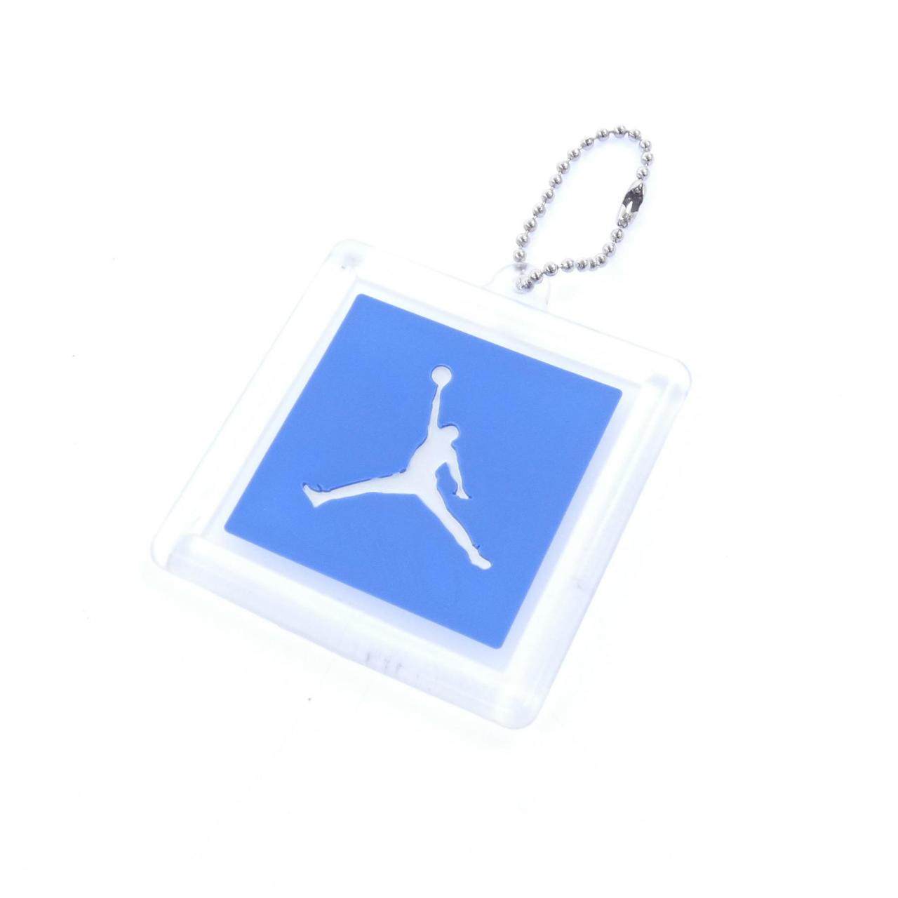ナイキジョーダン スニーカー