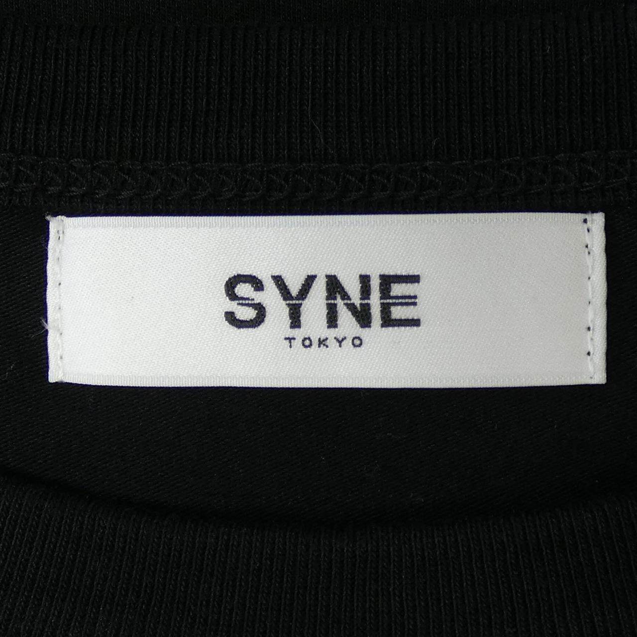SYNE トップス