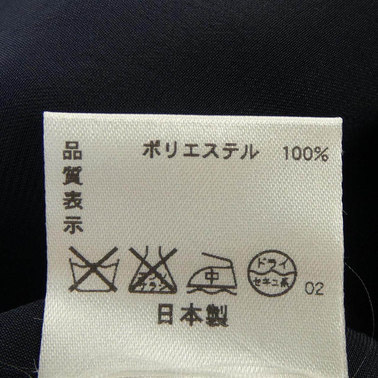 ラピーヌブランシェ シャツ
