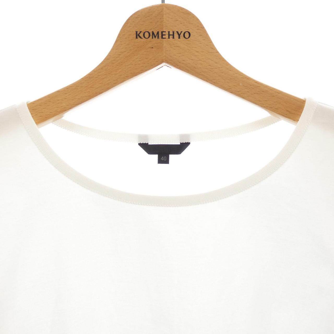トゥービーシック コットンTシャツ