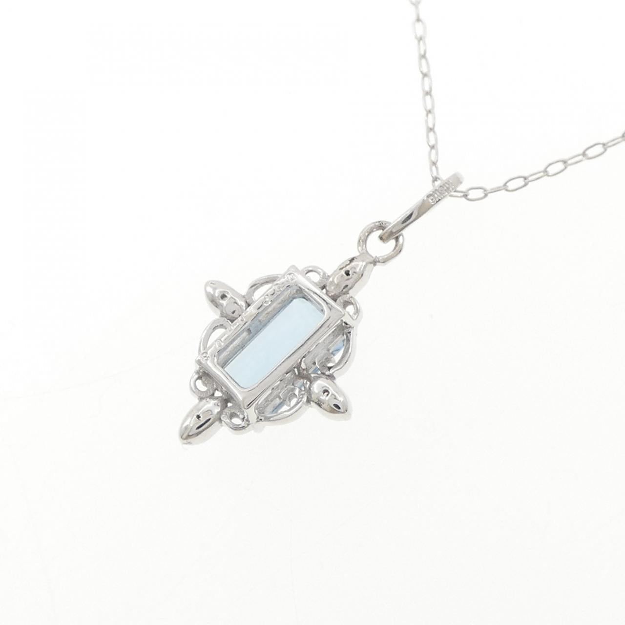 Au750アクアマリンダイヤモンドネックレス