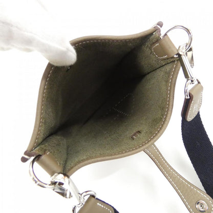 エルメス エヴリン16 トリヨンクレマンス ショルダーバッグ