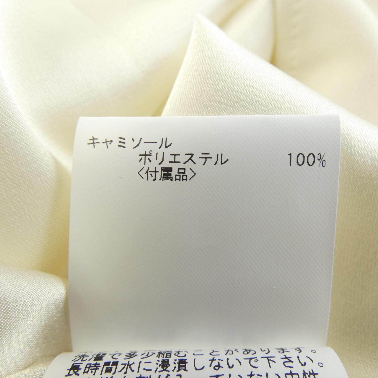 アナイ トップス