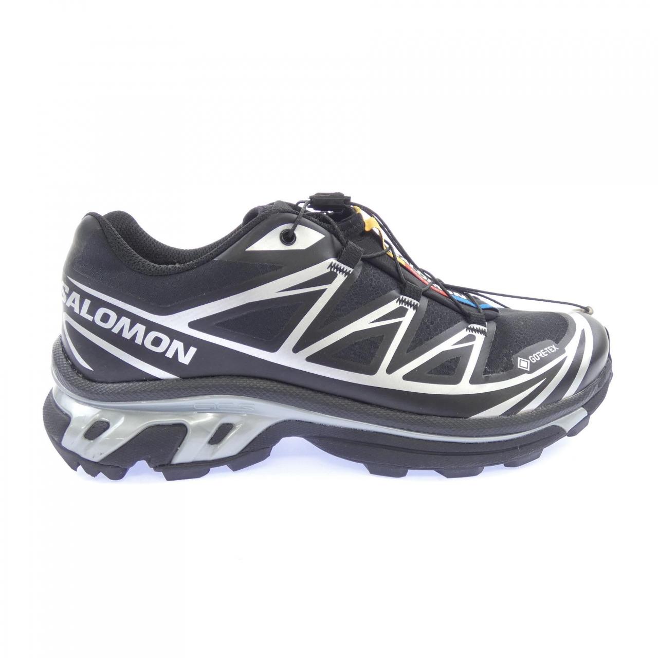 サロモン GORE-TEX スニーカー