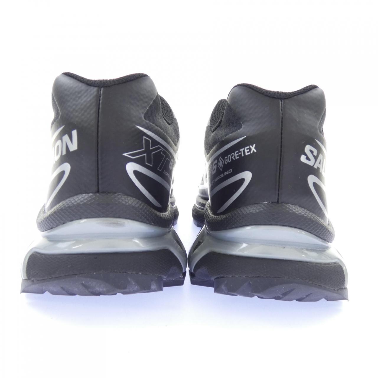 サロモン GORE-TEX スニーカー
