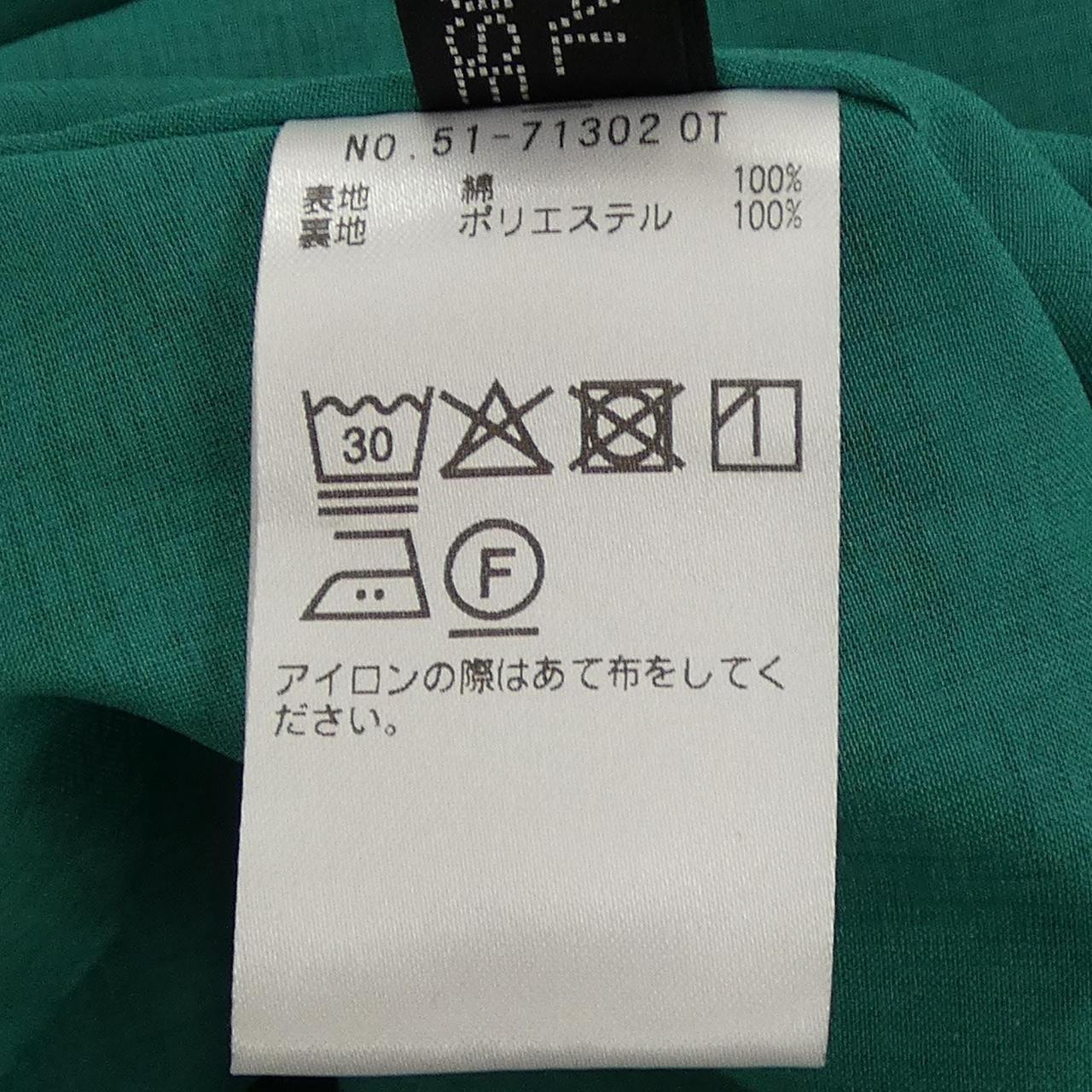 ユニバーバルミューズ ワンピース