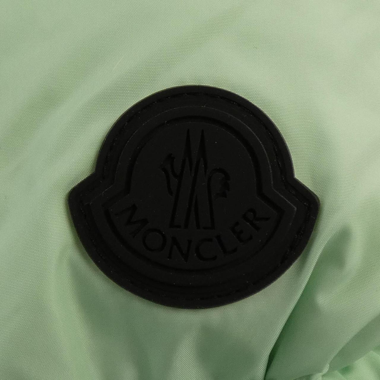 モンクレール MONTCLA ダウンジャケット