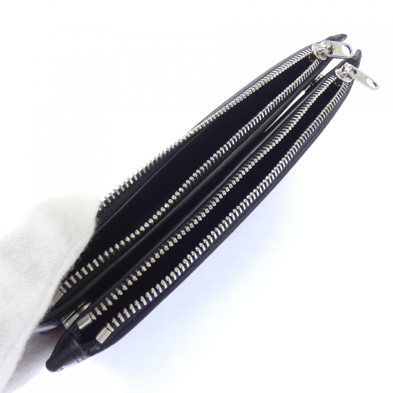 ザロウ MULTI ZIPPED WALLET 財布