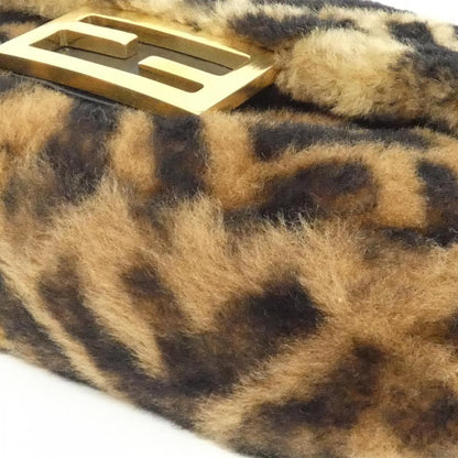 フェンディ ミニバゲット シープファー ショルダーバッグ