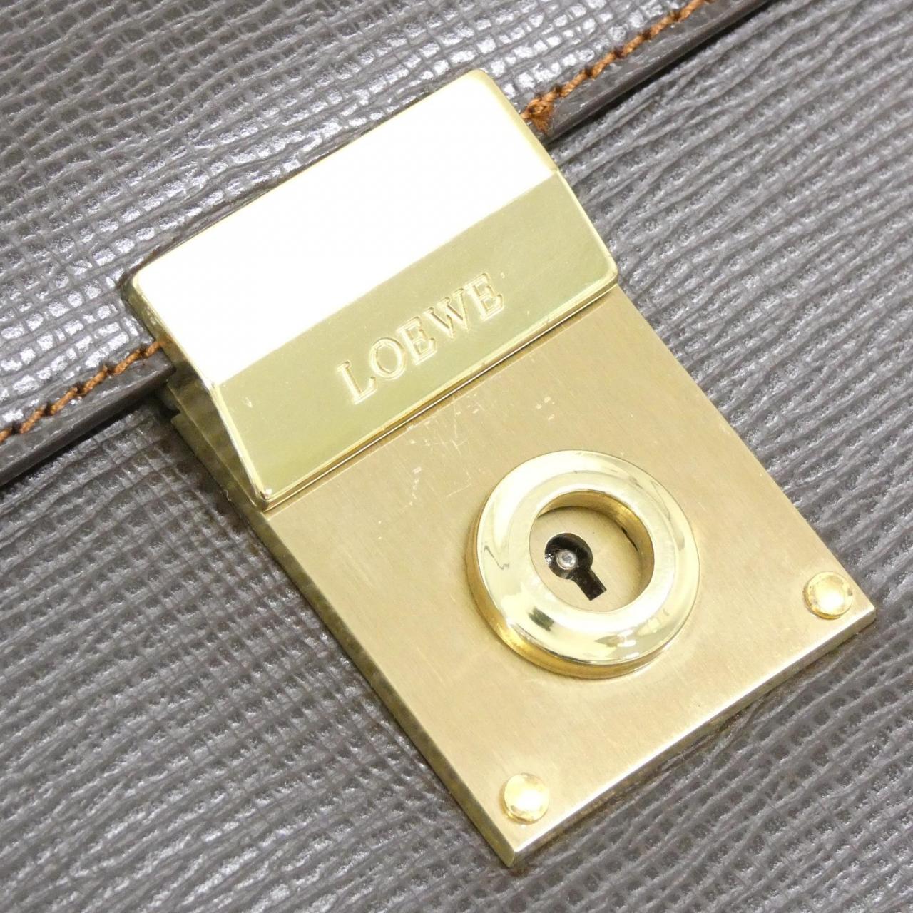 ロエベ レザーショルダーバッグ