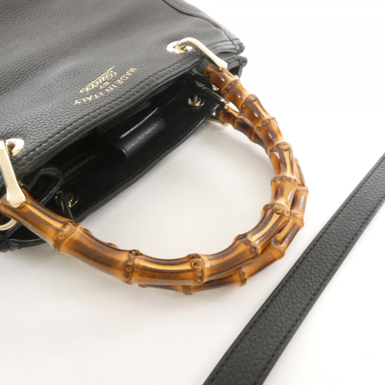 グッチ レザーショルダーバッグ